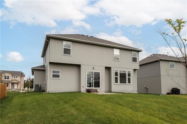 16977 S Mahaffie Street, Olathe, KS 66062