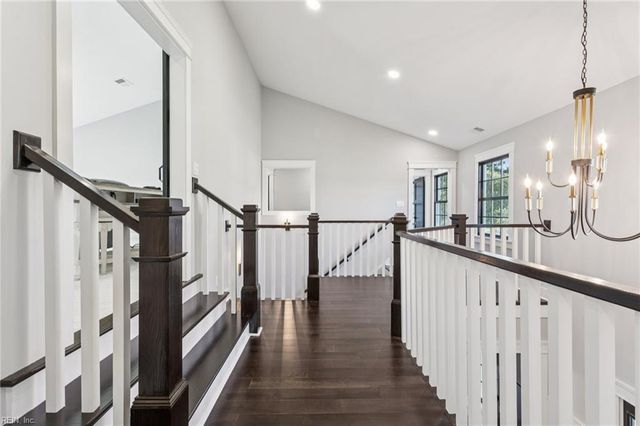 109 Kings Grant DR, Yorktown, VA 23692