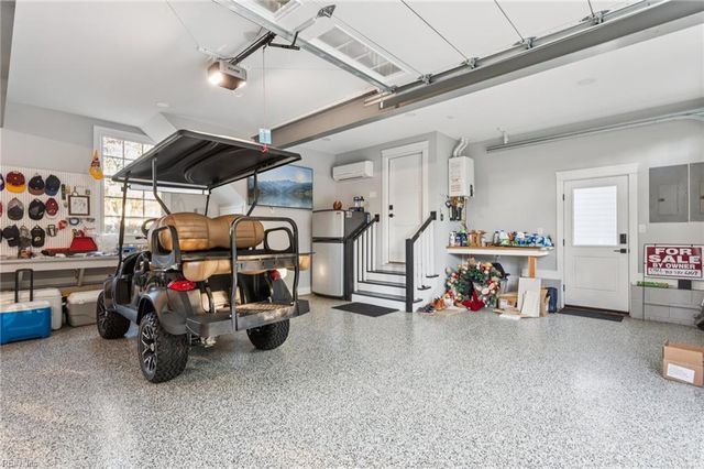 109 Kings Grant DR, Yorktown, VA 23692