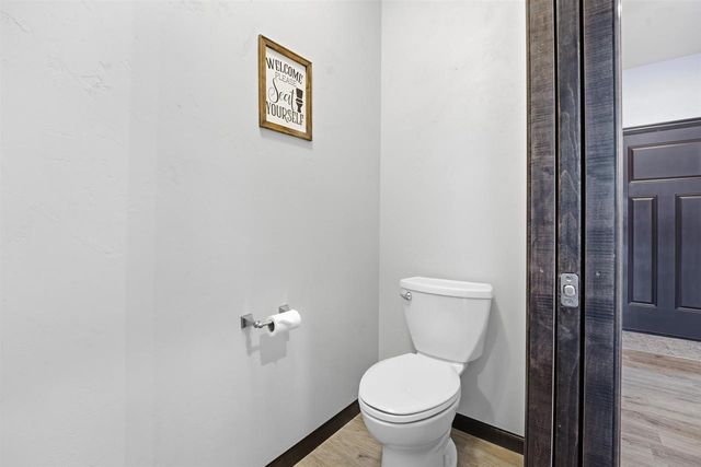 1911 BEAR PAW TRAIL, Kaukauna, WI 54130