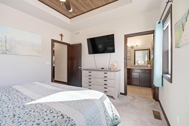 1911 BEAR PAW TRAIL, Kaukauna, WI 54130