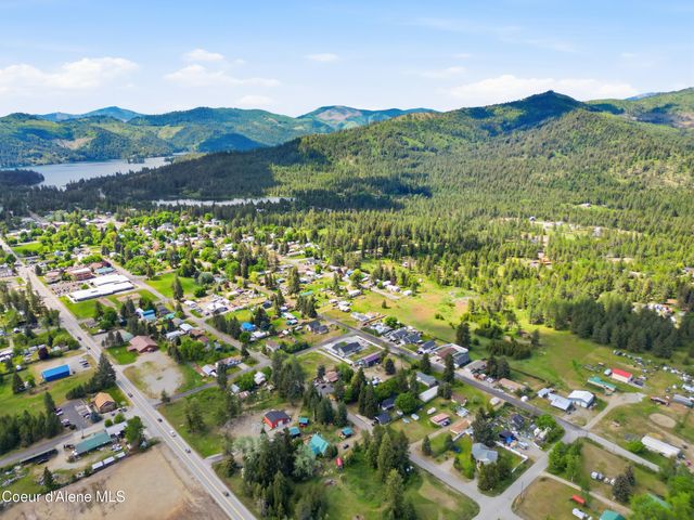 32849 N 4th AVE, Spirit Lake, ID 83869