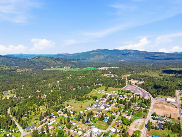 32849 N 4th AVE, Spirit Lake, ID 83869