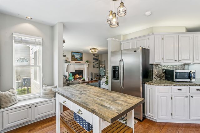 465 S Limuel Ct, Wichita, KS 67235