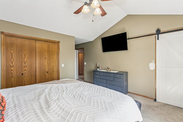 465 S Limuel Ct, Wichita, KS 67235