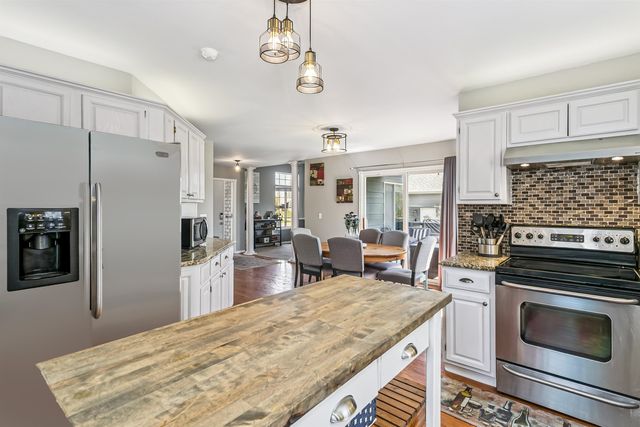 465 S Limuel Ct, Wichita, KS 67235