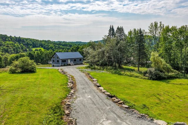 129 Nelson Road, Hankins, NY 12741