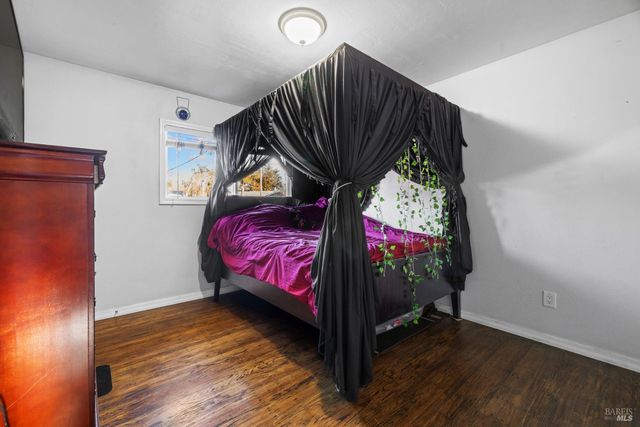 2825 Seneca Ln, Santa Rosa, CA 95403