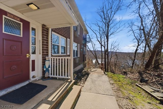 100 Pierson Miller Dr 22, Pompton Lakes Boro, NJ 07442