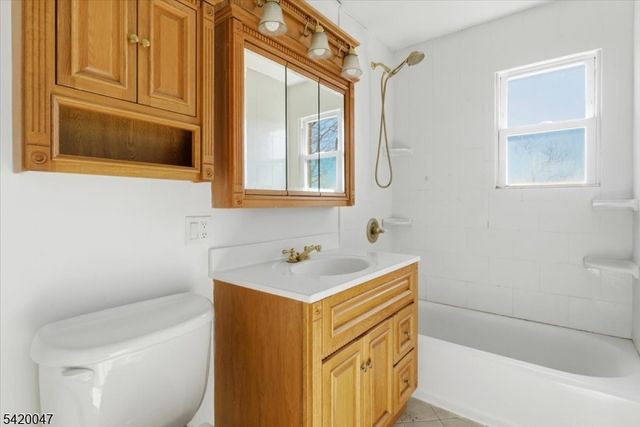 100 Pierson Miller Dr 22, Pompton Lakes Boro, NJ 07442