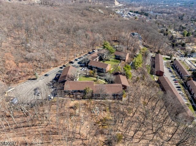 100 Pierson Miller Dr 22, Pompton Lakes Boro, NJ 07442