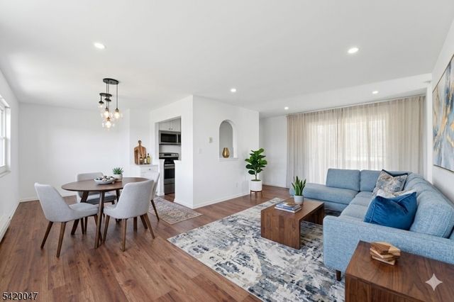 100 Pierson Miller Dr 22, Pompton Lakes Boro, NJ 07442