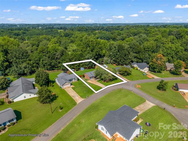 123 College Manor Drive, Shelby, NC 28152