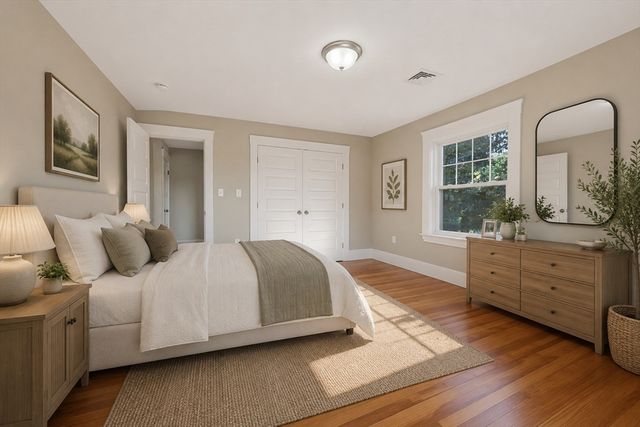 165 Prospect St 165, Wakefield, MA 01880