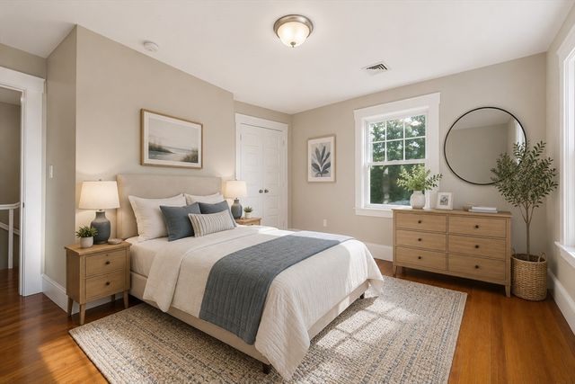 165 Prospect St 165, Wakefield, MA 01880