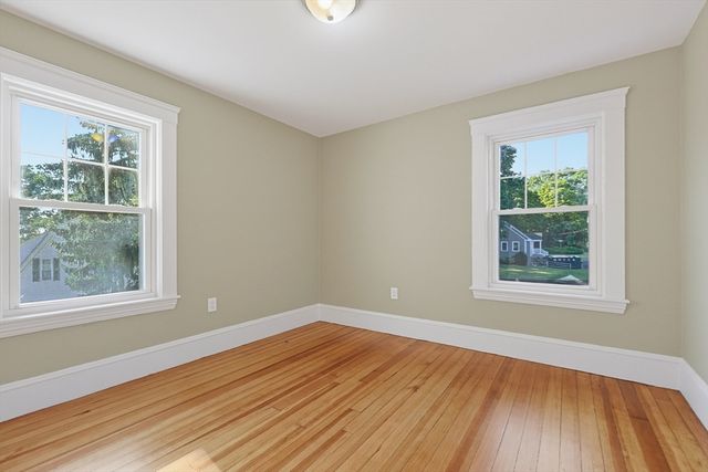 165 Prospect St 165, Wakefield, MA 01880
