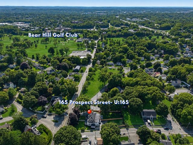 165 Prospect St 165, Wakefield, MA 01880