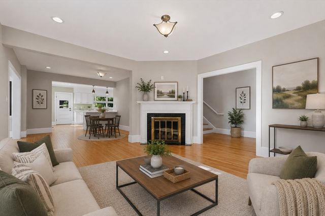 165 Prospect St 165, Wakefield, MA 01880