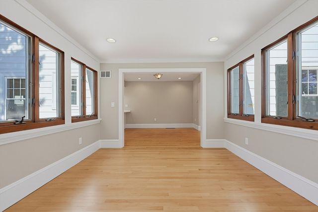 165 Prospect St 165, Wakefield, MA 01880