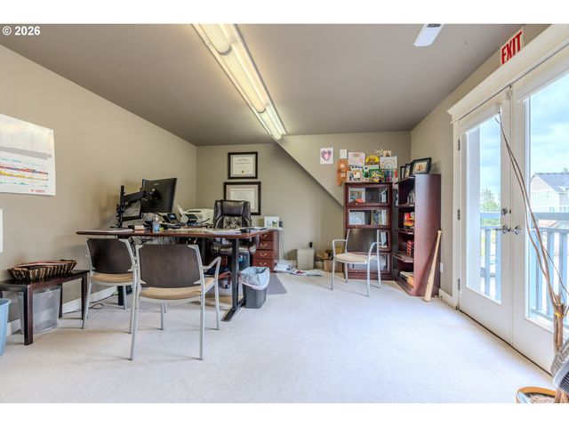 1510 Ne VILLAGE St, Fairview, OR 97024