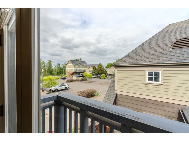 1510 Ne VILLAGE St, Fairview, OR 97024