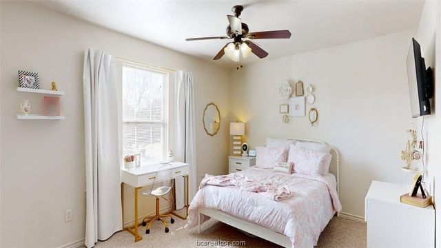 1113 Gridiron Drive, College Station, TX 77840