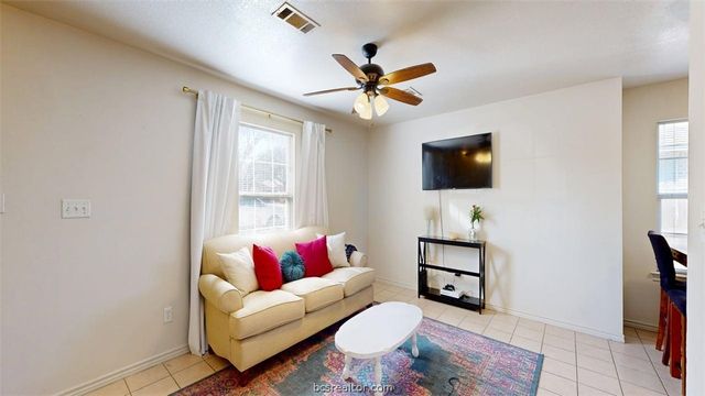 1113 Gridiron Drive, College Station, TX 77840