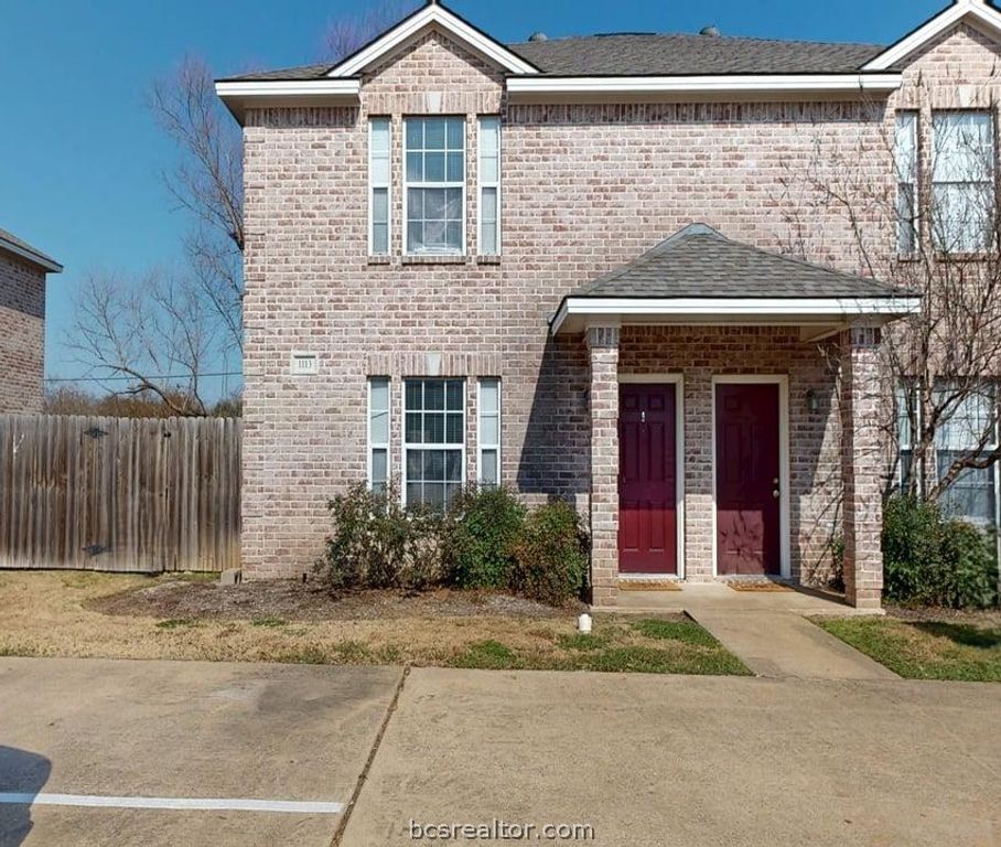 1113 Gridiron Drive, College Station, TX 77840