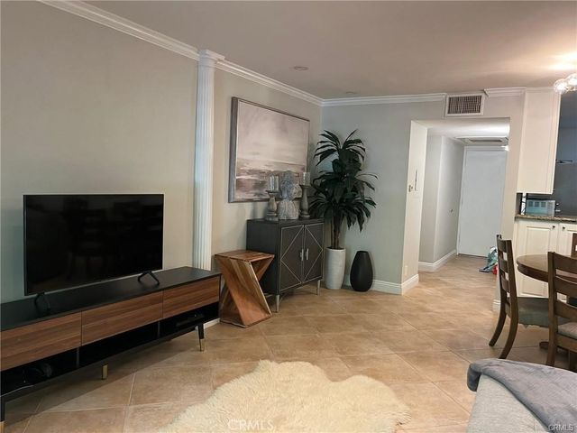 142 Orange Blossom, Irvine, CA 92618