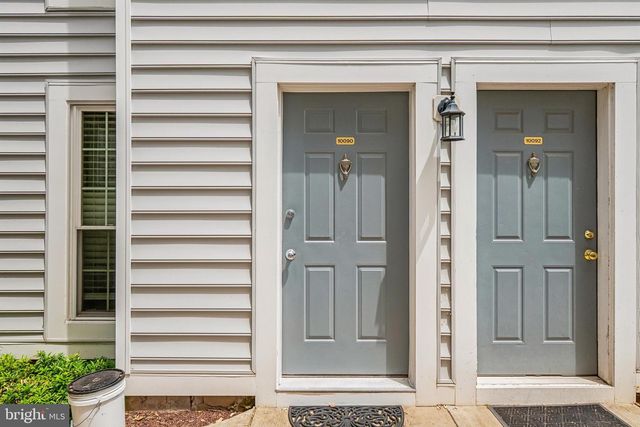 10090 OAKTON TERRACE RD, Oakton, VA 22124