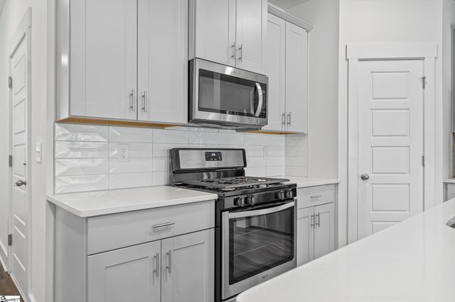 814 Thread Way, Greer, SC 29651