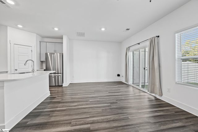 814 Thread Way, Greer, SC 29651