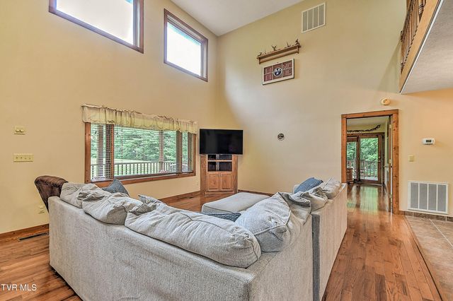 122 Chase Drive, Roan Mountain, TN 37687