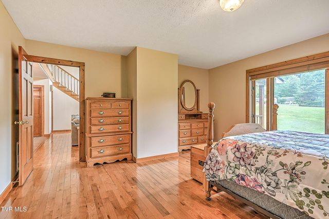 122 Chase Drive, Roan Mountain, TN 37687