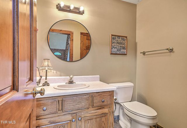 122 Chase Drive, Roan Mountain, TN 37687