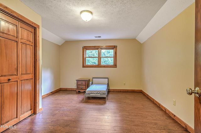 122 Chase Drive, Roan Mountain, TN 37687