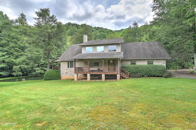 122 Chase Drive, Roan Mountain, TN 37687