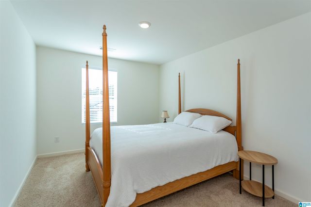 677 JOHNNYS COVE, Leeds, AL 35094