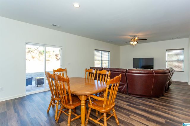 677 JOHNNYS COVE, Leeds, AL 35094