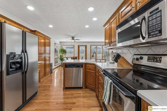 9804 S 176 Avenue, Omaha, NE 68136