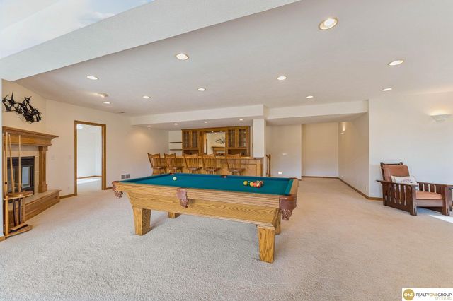 9804 S 176 Avenue, Omaha, NE 68136