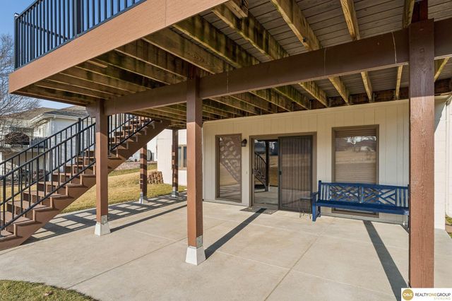 9804 S 176 Avenue, Omaha, NE 68136