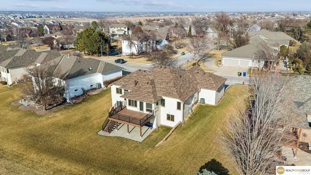 9804 S 176 Avenue, Omaha, NE 68136