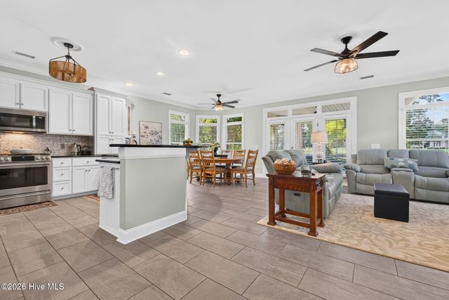 107 Waterford Place SW, Ocean Isle Beach, NC 28469