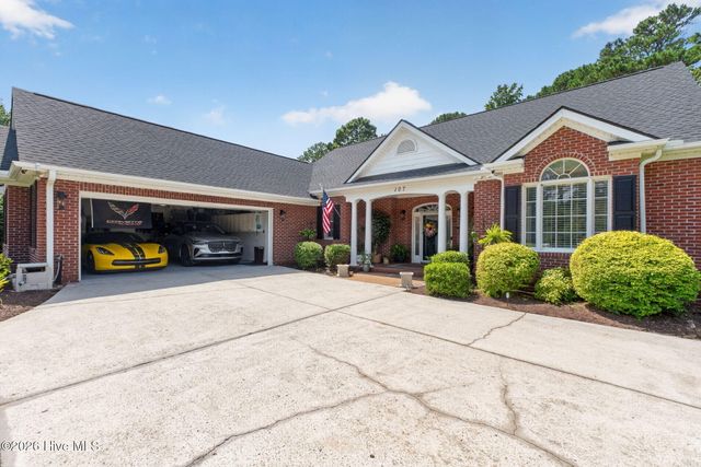 107 Waterford Place SW, Ocean Isle Beach, NC 28469