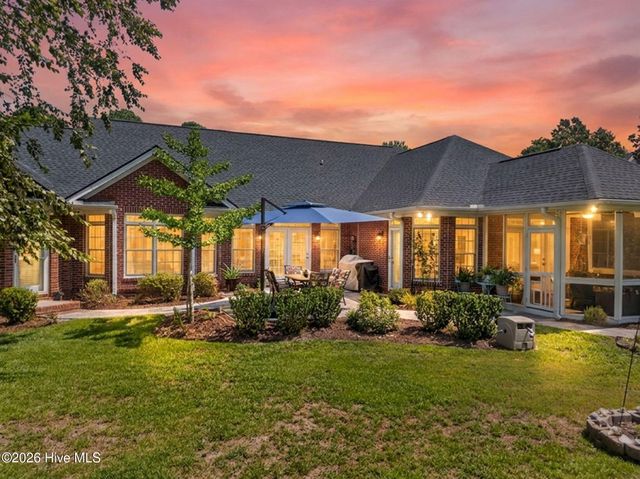 107 Waterford Place SW, Ocean Isle Beach, NC 28469