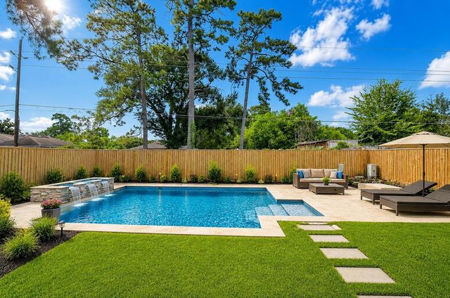 19910 Moonriver Drive, Humble, TX 77338