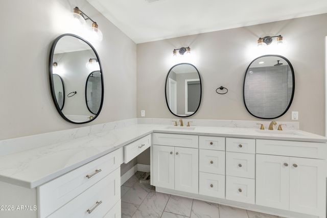 5109 N 33RD Street, Phoenix, AZ 85018
