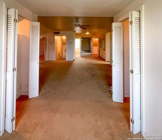 911 N Madison Ave, Beeville, TX 78102