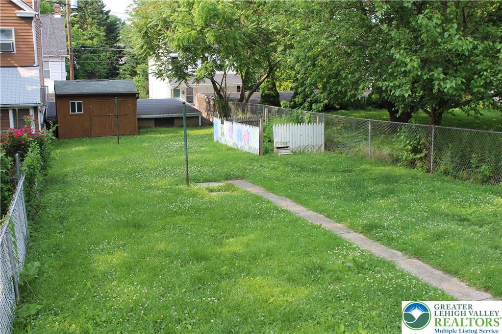 38 West Union Boulevard 3, Bethlehem City, PA 18018